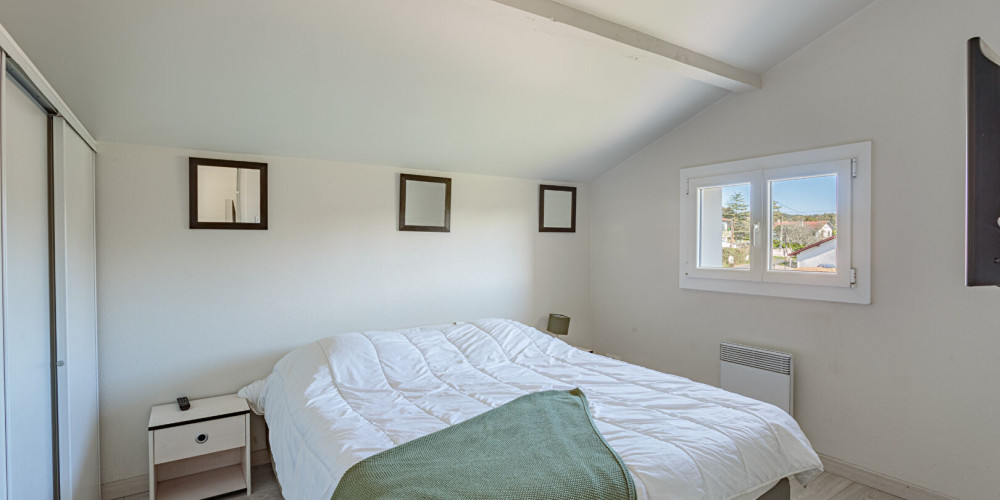 appartement à ST PEE SUR NIVELLE (64310)